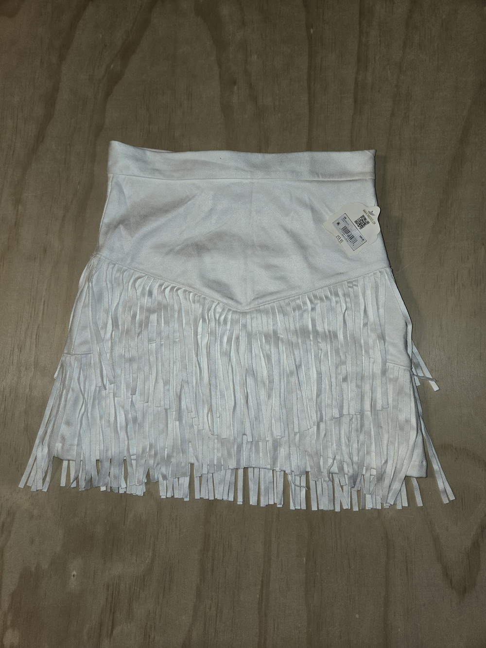 NWT Altar'd State White Faux Suede Fringe Mini Skirt - Size Small ✨